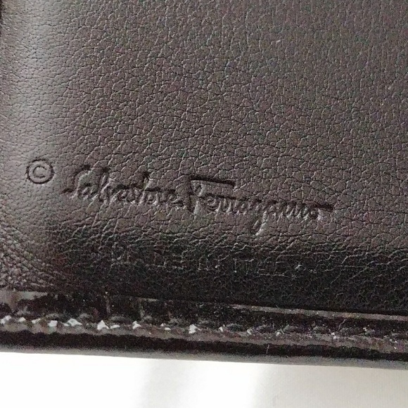 Salvatore ferragamo wallet - Picture 7 of 8